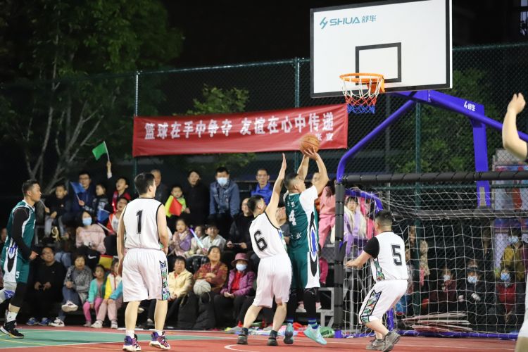 红她的