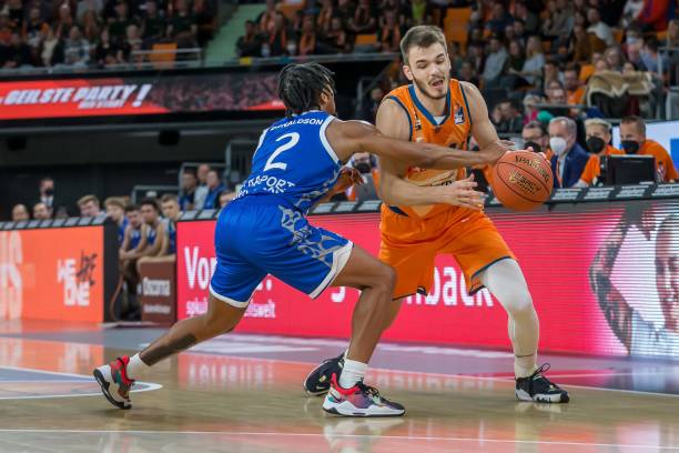 许多传奇球 许多传奇球