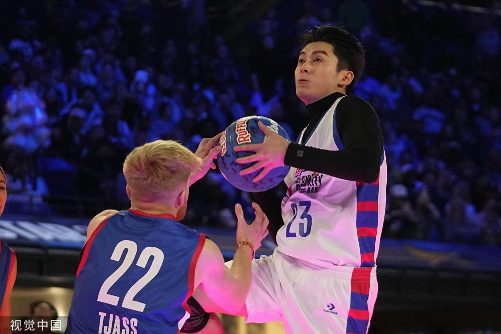 这场比赛中 这场比赛中